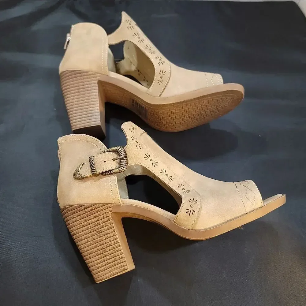 BRAND NEW JELLYPOP MEMORY FOAM STACKED HEEL BOOTIES